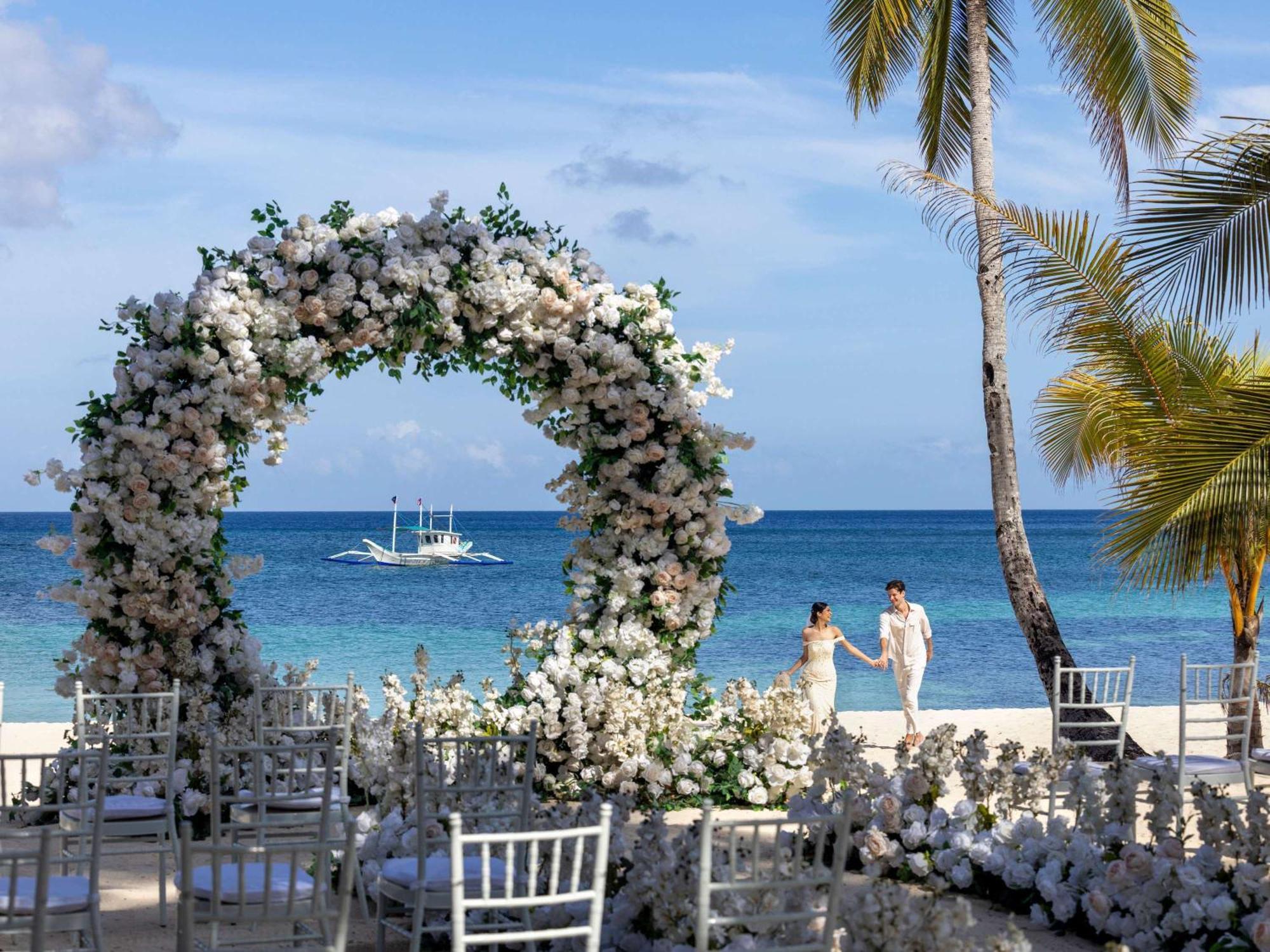 Movenpick Resort & Spa Boracay Yapak Ngoại thất bức ảnh Wedding at Sandals Emerald Reef
