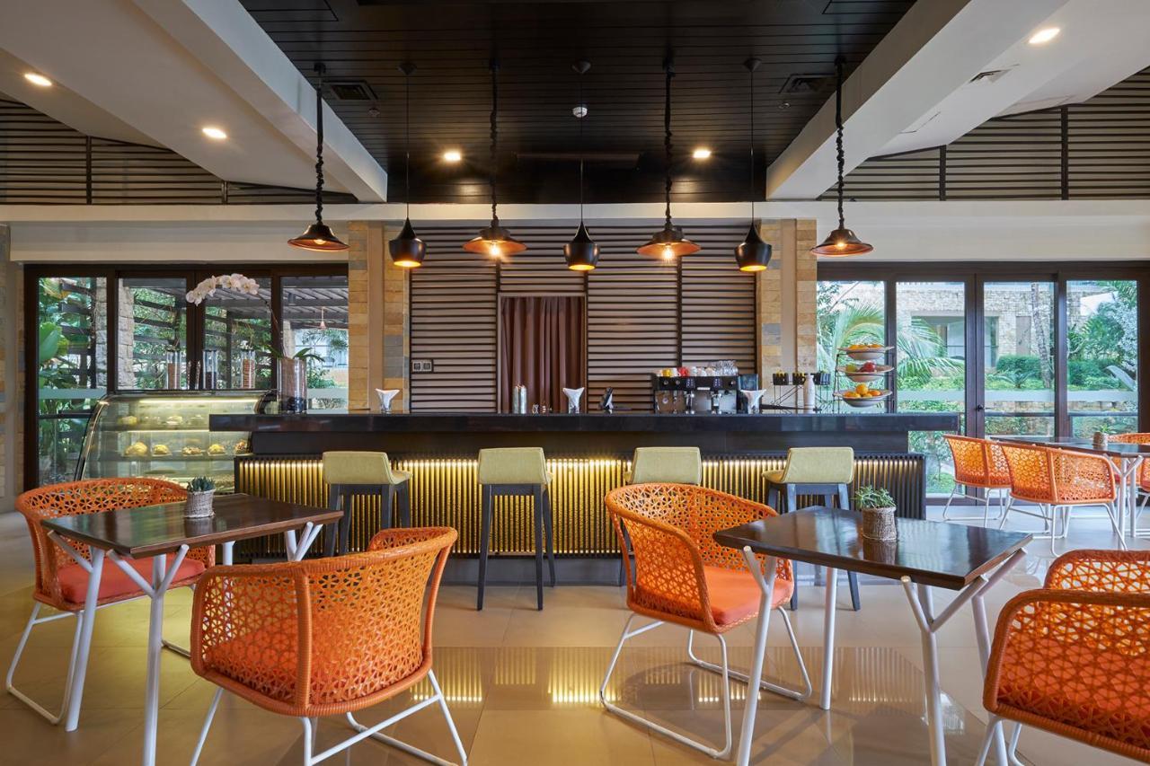 Movenpick Resort & Spa Boracay Yapak Ngoại thất bức ảnh The Coffee Shop